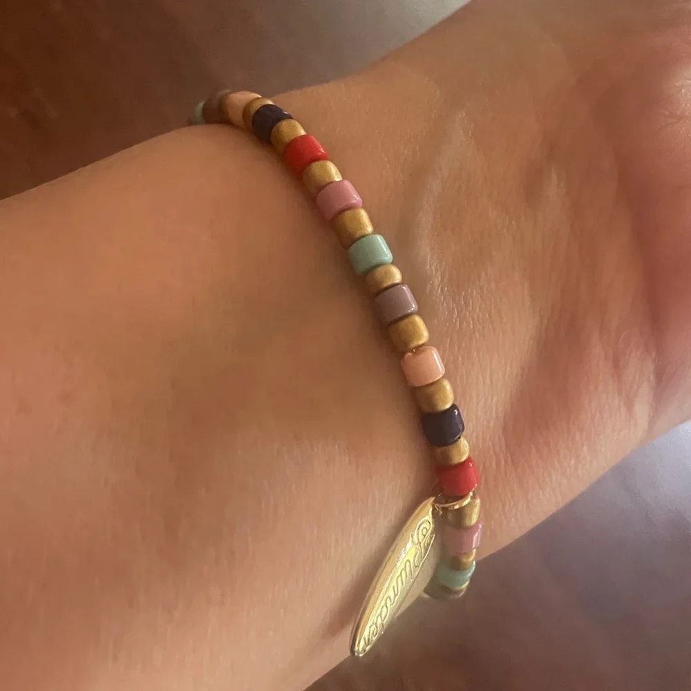 Plunder Multicolor Bead Bracelet w/Gold Engravable Rectangular Plate. New in bag - Picture 4 of 5